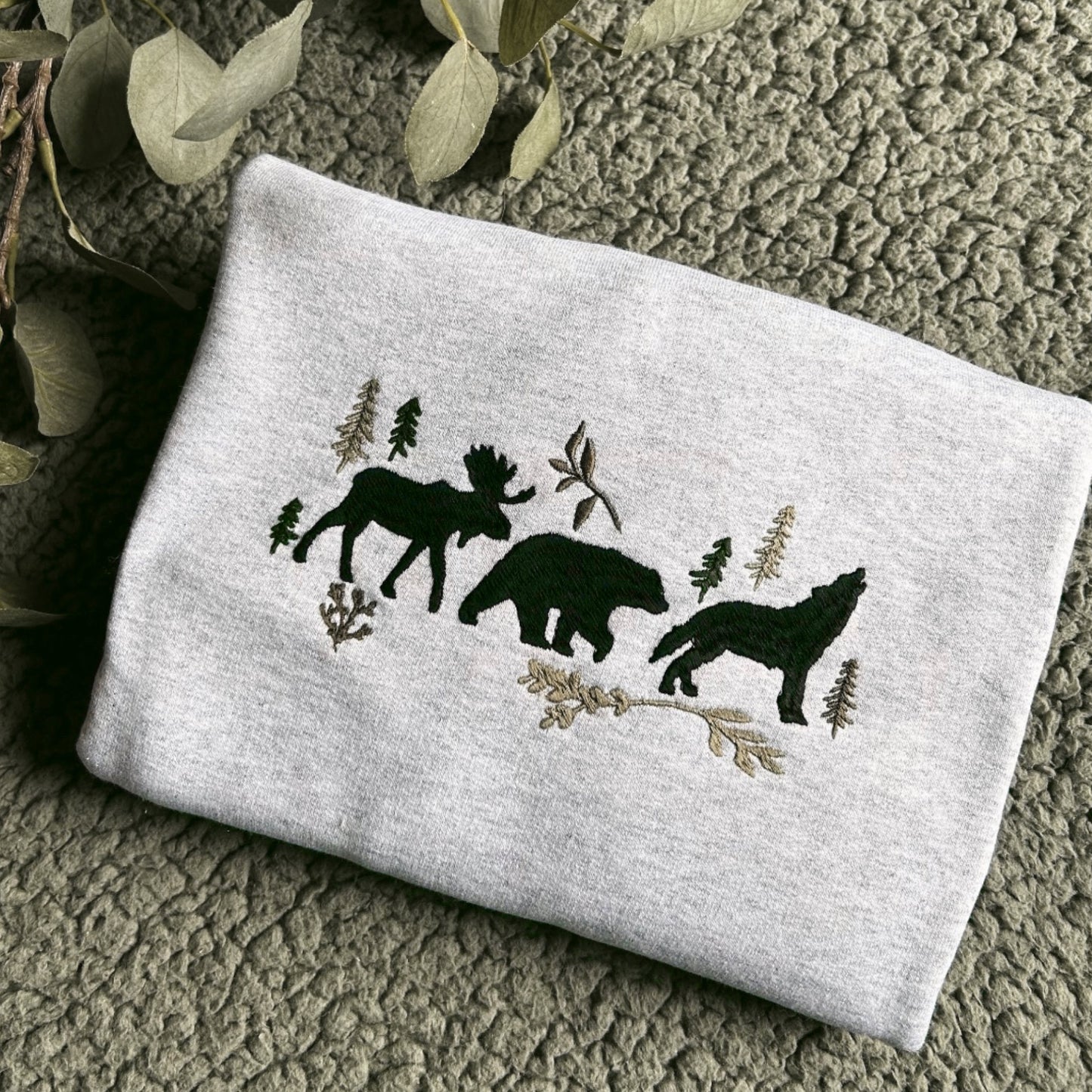 Canadian Forest Animals Apparel - Sweatshirt / Hoodie